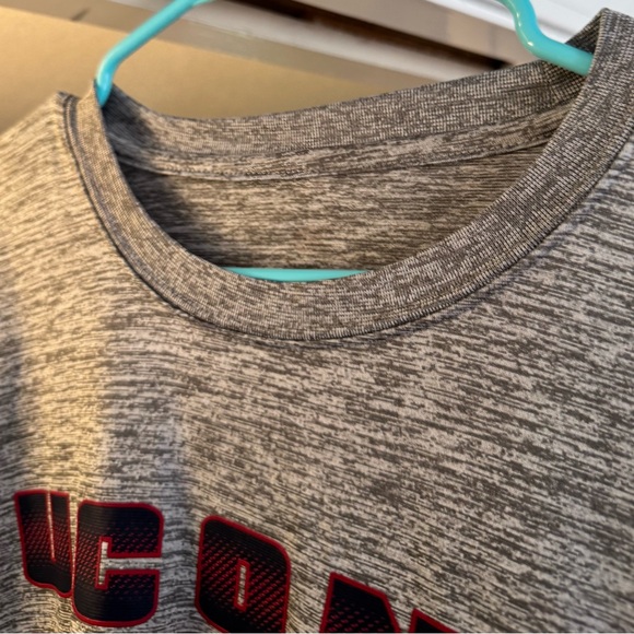 ☀️Gray UCONN Long Sleeve Shirt - Picture 3 of 4